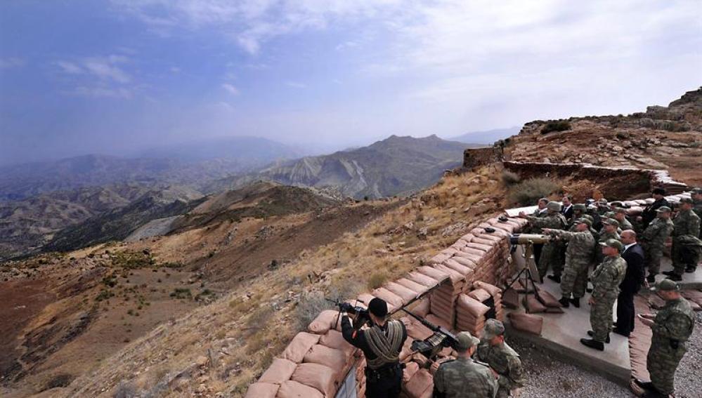 Turquía contraataca al grupo PKK
