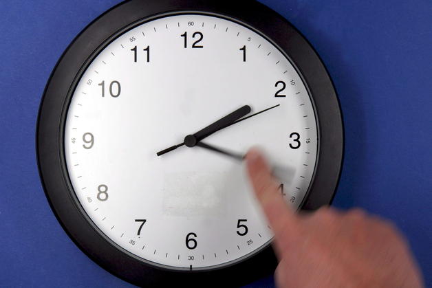 La Brújula de la Economía: ¿Es posible salir de trabajar a las 18:00? La Brújula de la Economía: ¿Es posible salir de trabajar a las 18:00?