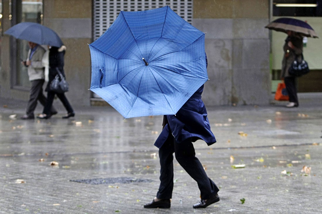 Rachas fuertes de viento y temperaturas anormalmente altas en el norte peninsular Rachas fuertes de viento y temperaturas anormalmente altas en el norte peninsular