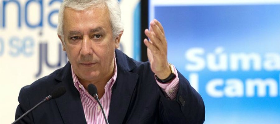 Arenas, durante un mitin en Málaga Arenas, durante un mitin en Málaga