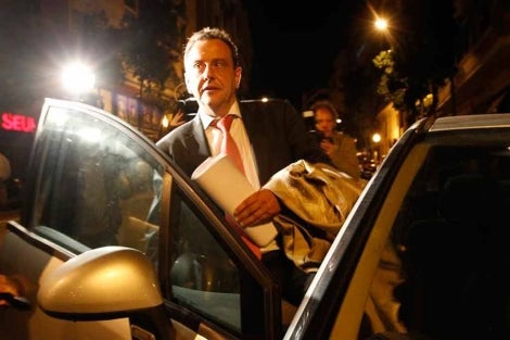 La Fiscalía pide más de 100 años de cárcel para los acusados, casi 20 de ellos para el Duque La Fiscalía pide más de 100 años de cárcel para los acusados, casi 20 de ellos para el Duque