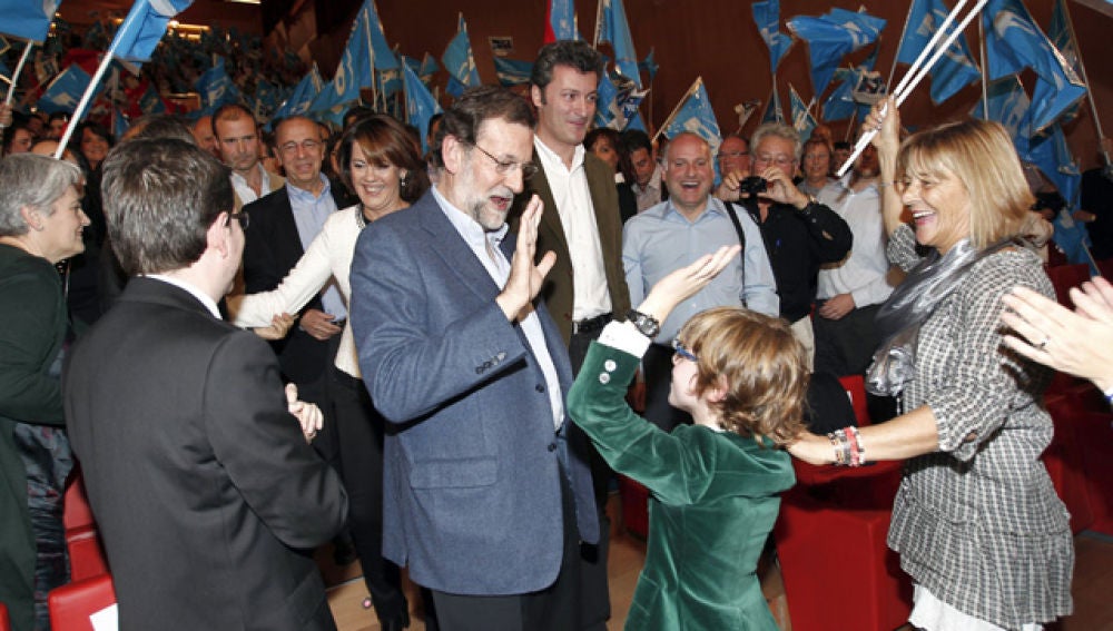 Mariano Rajoy, junto a Barcina en Navarra