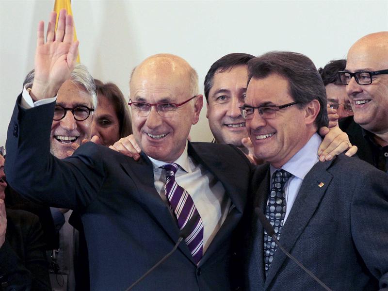 Tea Party con José María Calleja: ‘En CiU se va a abrir un debate tremendo’ Tea Party con José María Calleja: ‘En CiU se va a abrir un debate tremendo’