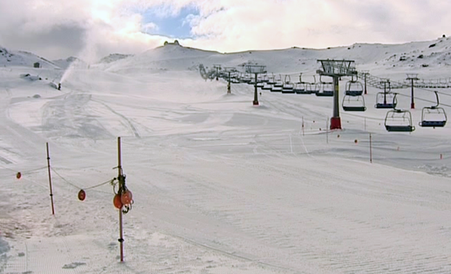 Enrique de La Higuera : "Sierra Nevada debería de haber permanecido abierta hasta después del puente de mayo" Enrique de La Higuera : "Sierra Nevada debería de haber permanecido abierta hasta después del puente de mayo"