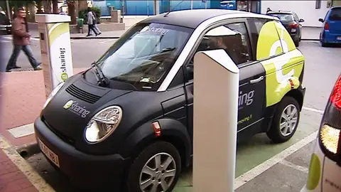 Coche eléctrico. Coche eléctrico.