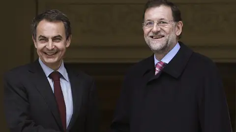 Mariano Rajoy y Zapatero, en Moncloa Mariano Rajoy y Zapatero, en Moncloa