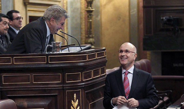 Tuits de actualidad: la coherencia de CiU no es su fuerte Tuits de actualidad: la coherencia de CiU no es su fuerte