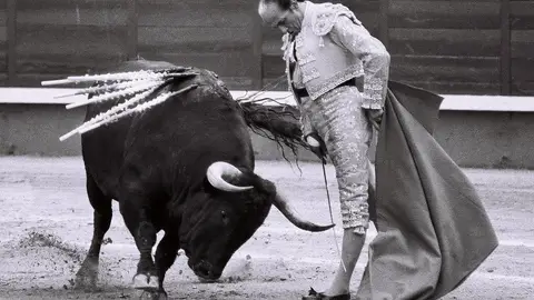 “Antoñete, la tauromaquia de la movida” “Antoñete, la tauromaquia de la movida”