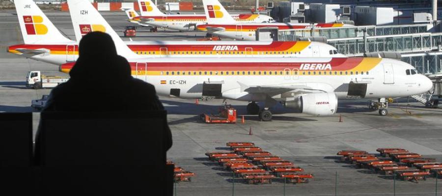 Aviones de Iberia en el aeropuerto de Barajas Aviones de Iberia en el aeropuerto de Barajas