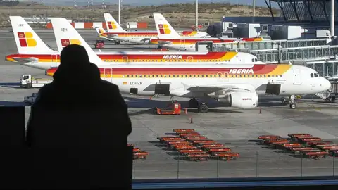 Aviones de Iberia en el aeropuerto de Barajas Aviones de Iberia en el aeropuerto de Barajas