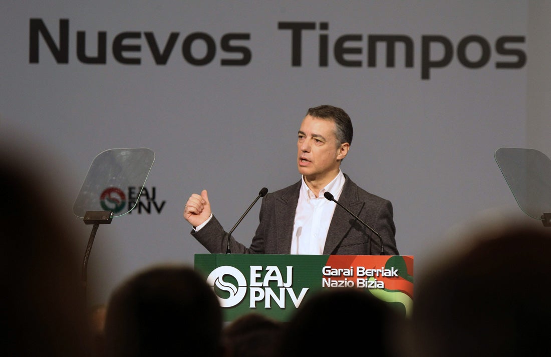 El bisturí de Pilar Cernuda:PNV quiere recuperar el terreno perdido El bisturí de Pilar Cernuda:PNV quiere recuperar el terreno perdido