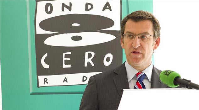 Núñez Feijóo: “Aceptamos el avión porque es de un militante del PP que ofrece sus medios a su partido” Núñez Feijóo: “Aceptamos el avión porque es de un militante del PP que ofrece sus medios a su partido”