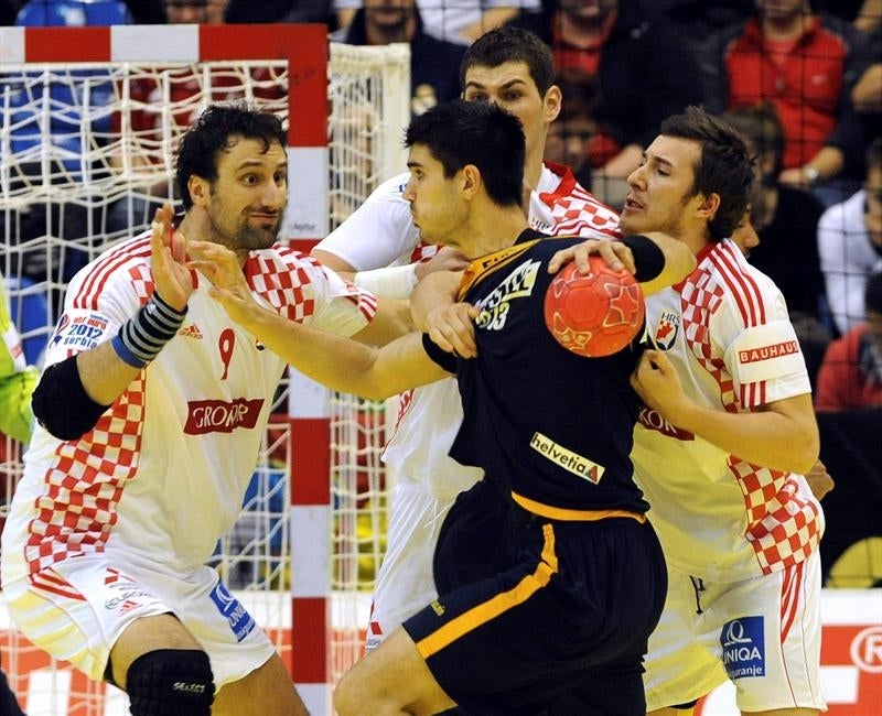 Con pie y medio en Semifinales Con pie y medio en Semifinales