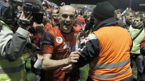 Pablo Infante celebrando la victoria