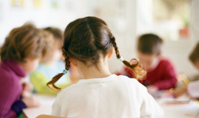 El Ayuntamiento Elche contratará a 15 educadoras más para hacer frente al aumento de ratio en las escuelas infantiles El Ayuntamiento Elche contratará a 15 educadoras más para hacer frente al aumento de ratio en las escuelas infantiles