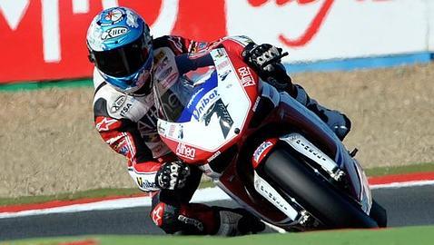 Carlos Checa, ex-piloto: "Me encantaría que Valentino pudiera ganar el campeonato" Carlos Checa, ex-piloto: "Me encantaría que Valentino pudiera ganar el campeonato"