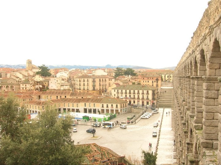 El material más antiguo del Acueducto de Segovia procede de la cantera de Ortigosa del Monte El material más antiguo del Acueducto de Segovia procede de la cantera de Ortigosa del Monte