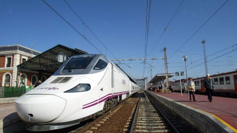  Estaci&oacute;n de Trenes Campo Grande de Valladolid