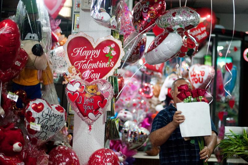 Los Fósforos: Cursilerías de San Valentín Los Fósforos: Cursilerías de San Valentín