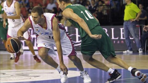 Unicaja se enfrenta al Banca C&iacute;vica