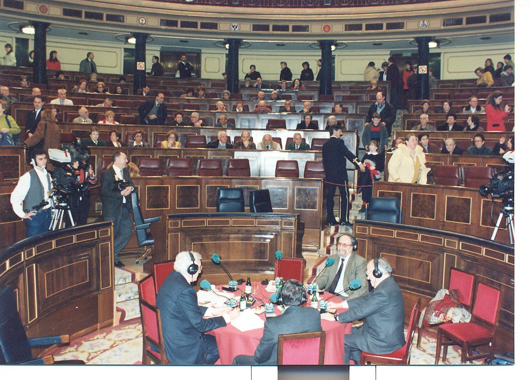 1997- 1998: Luis del Olmo, líder en buena parte del horario matinal 1997- 1998: Luis del Olmo, líder en buena parte del horario matinal