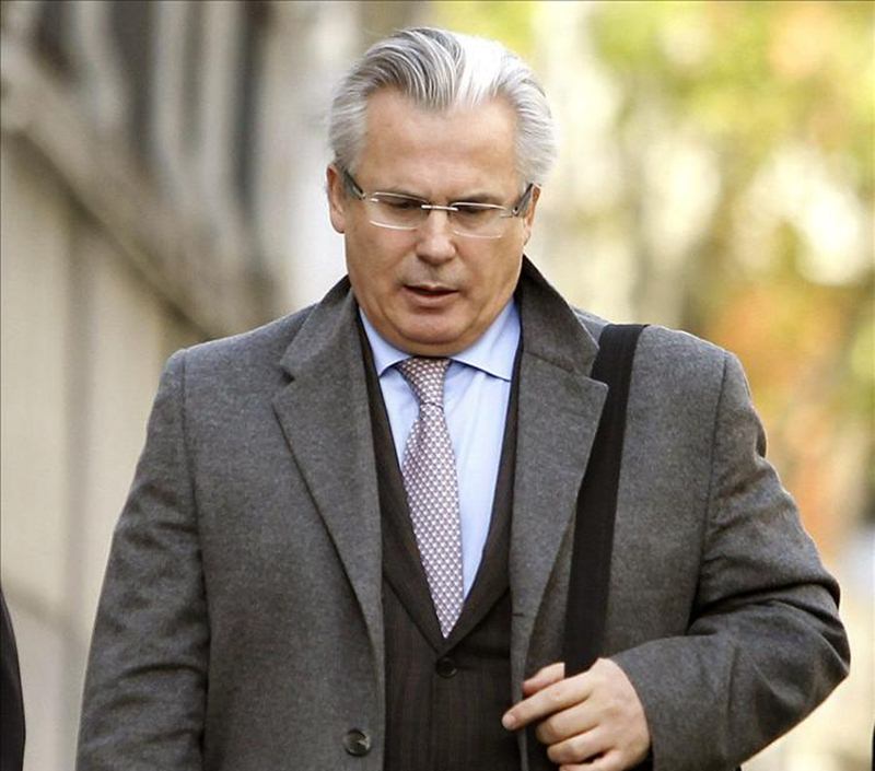 Tertulia: La nueva ley de emprendedores y la 'vuelta de Garzón' a la política Tertulia: La nueva ley de emprendedores y la 'vuelta de Garzón' a la política