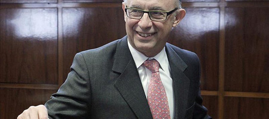 Cristóbal Montoro, ministro de Hacienda Cristóbal Montoro, ministro de Hacienda
