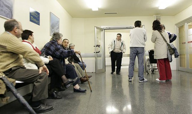 Aumentan casi un 5% las agresiones a médicos en 2015, con un total de 361 Aumentan casi un 5% las agresiones a médicos en 2015, con un total de 361