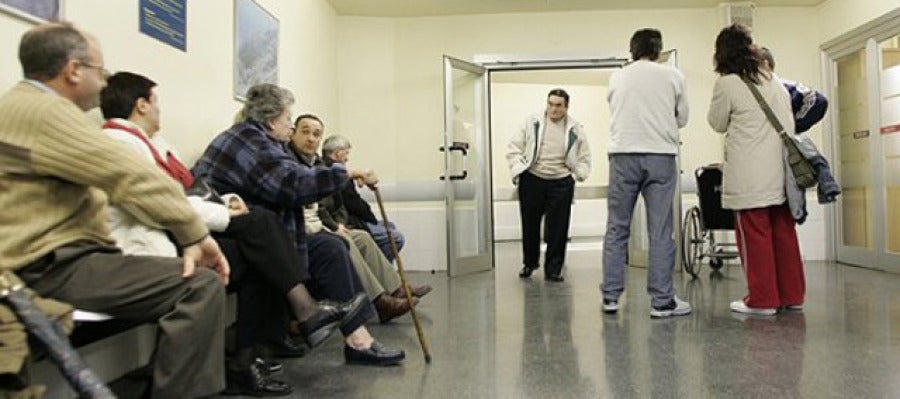 Sala de espera de una consulta médica Sala de espera de una consulta médica