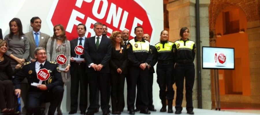 La policía local de Castellón ha recibido hoy en Madrid el galardón La policía local de Castellón ha recibido hoy en Madrid el galardón