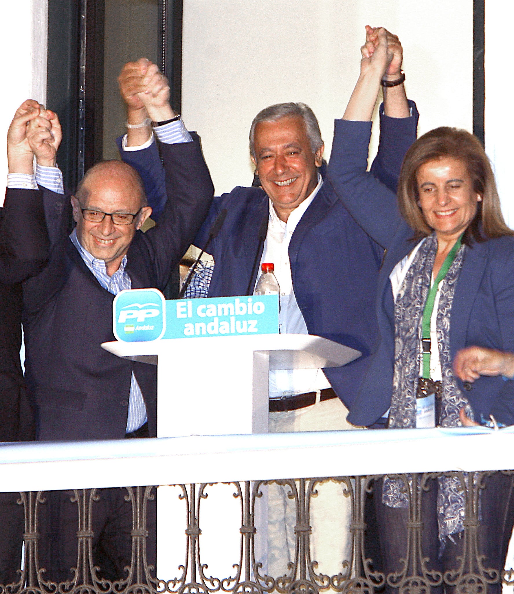 Tuits de actualidad: Los pactos de Javier Arenas Tuits de actualidad: Los pactos de Javier Arenas