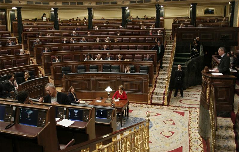 La mirada de Vallés: ‘En Alemania se ha producido un debate sobre el Estado de la Nación, el de la española’ La mirada de Vallés: ‘En Alemania se ha producido un debate sobre el Estado de la Nación, el de la española’
