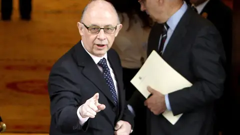 Cristóbal Montoro, ministro de Hacienda Cristóbal Montoro, ministro de Hacienda