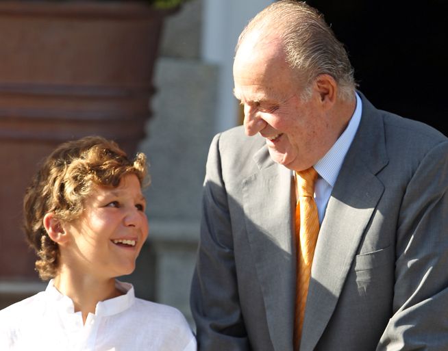 Tuits de actualidad: Accidentes de la monarquía Tuits de actualidad: Accidentes de la monarquía