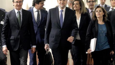 Mariano Rajoy junto a miembros de su Gobierno