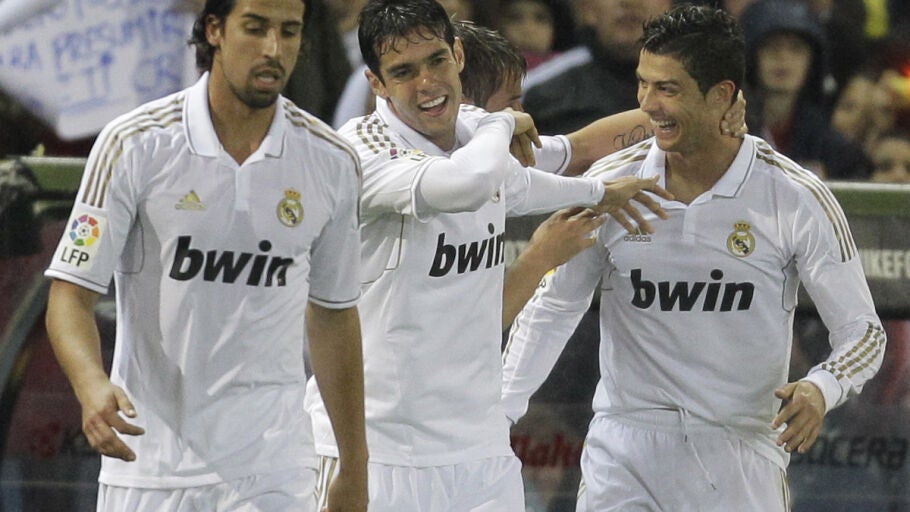 Khedira, Kak&aacute; y CR7, en un momento del partido