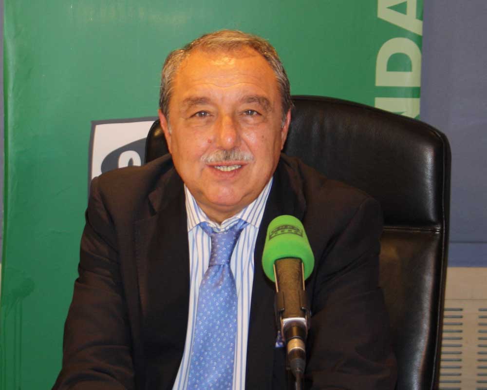 Toros con Pedro Javier Cáceres: "Alicante, el ejemplo a seguir" Toros con Pedro Javier Cáceres: "Alicante, el ejemplo a seguir"