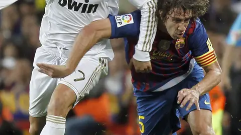 Ronaldo pelea con Puyol Ronaldo pelea con Puyol