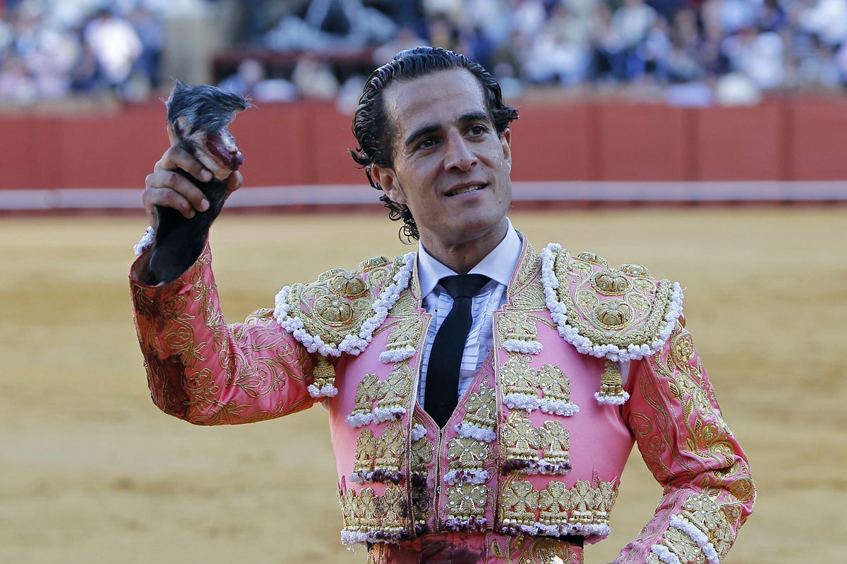 Toros con Pedro Javier Cáceres: ‘Artísticamente hablando no fue una buena corrida ’ Toros con Pedro Javier Cáceres: ‘Artísticamente hablando no fue una buena corrida ’