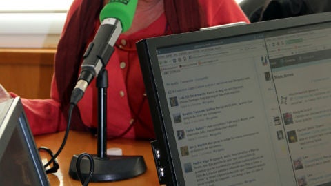 Maruja Torres en Julia en la Onda