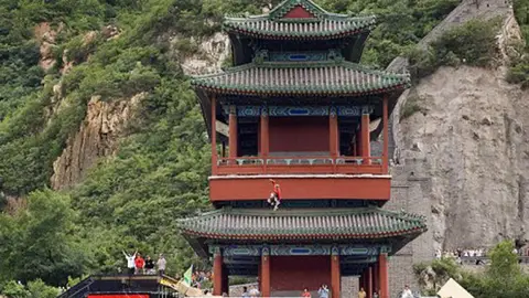 El skater que saltó la Muralla china El skater que saltó la Muralla china