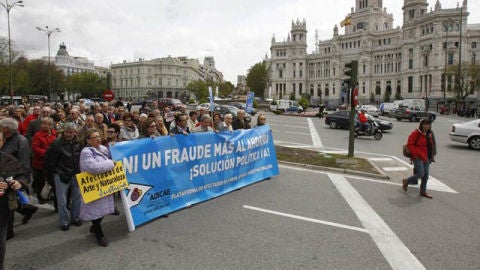 Manifestaci&oacute;n en Madrid para pedir una agilizaci&oacute;n del fraude de F&oacute;rum y Afinsa