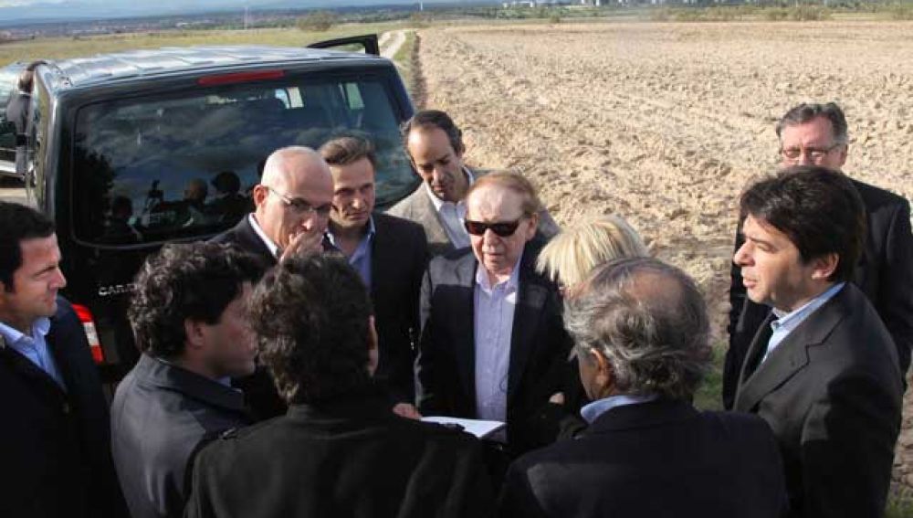 Sheldon Adelson visita los terrenos de Alcorcón