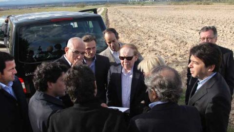Sheldon Adelson visita los terrenos de Alcorc&oacute;n