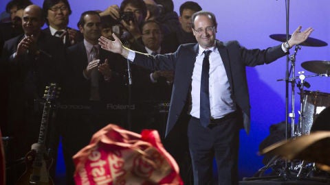 Hollande celebra la victoria en Francia