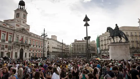 Protestas indignadas frente a la Puerta del Sol Protestas indignadas frente a la Puerta del Sol