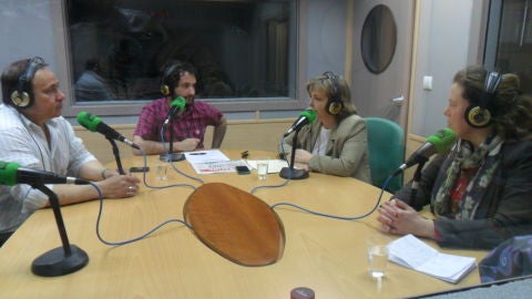 Tertulia Pol&iacute;tica