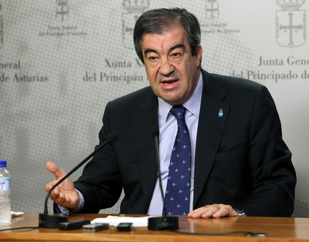 Tertulia: Las comparecencias de Álvarez-Cascos y Javier Arenas Tertulia: Las comparecencias de Álvarez-Cascos y Javier Arenas