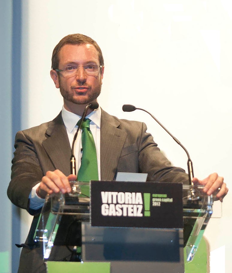 Javier Maroto: 'En esto del Medio Ambiente vamos todos a una' Javier Maroto: 'En esto del Medio Ambiente vamos todos a una'