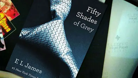 Portada de 'Fifty shades of Grey' Portada de 'Fifty shades of Grey'